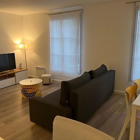 Ferienwohnung Le Quarante Deux Serris Exterior foto